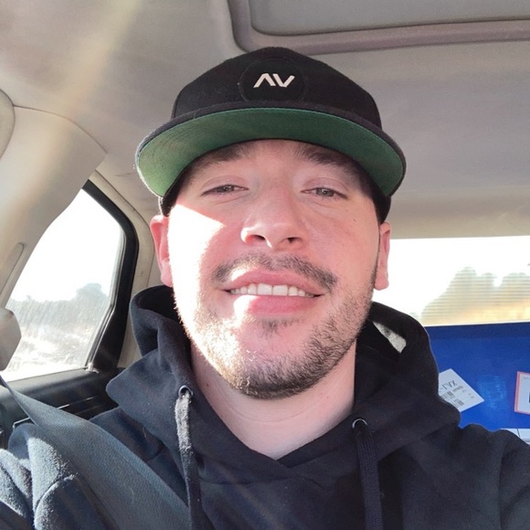 Meet your Posher, Blake - Picture 4 of 4